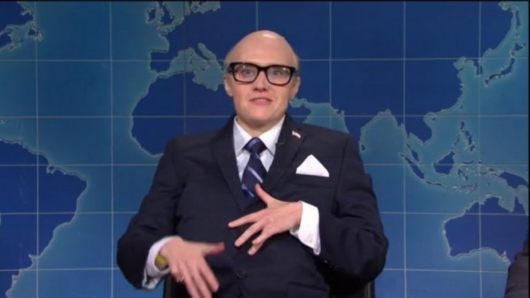 Kate McKinnon Returning on SNL