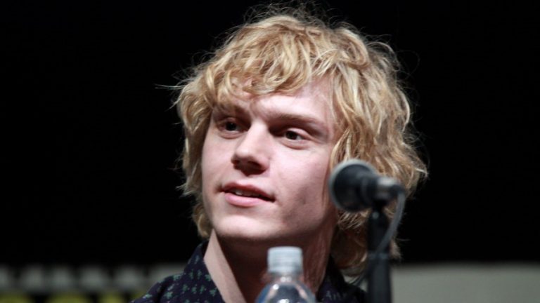 Evan Peters