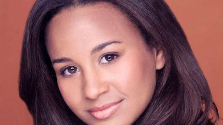 Shadia Simmons