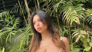 Coral Sharon: Instagram Star, Model, Social Media Influencer, Age