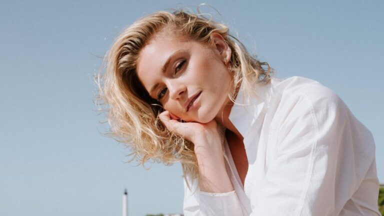 Alicia Agneson