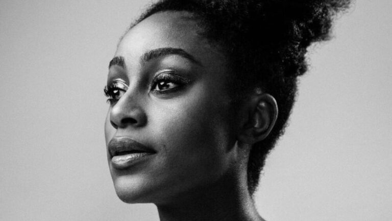 Simona Brown