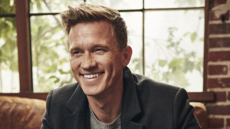 Warren Kole